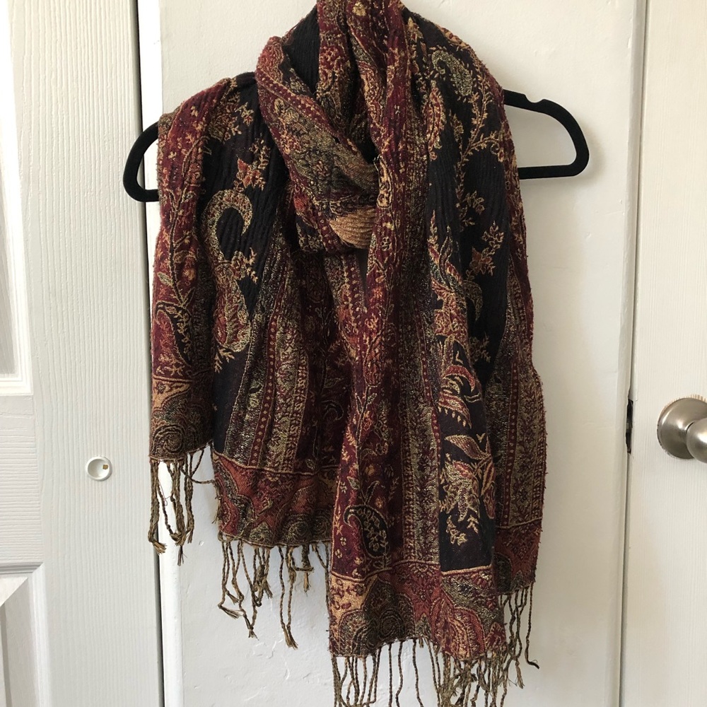 Gold patterned blanket scarf
